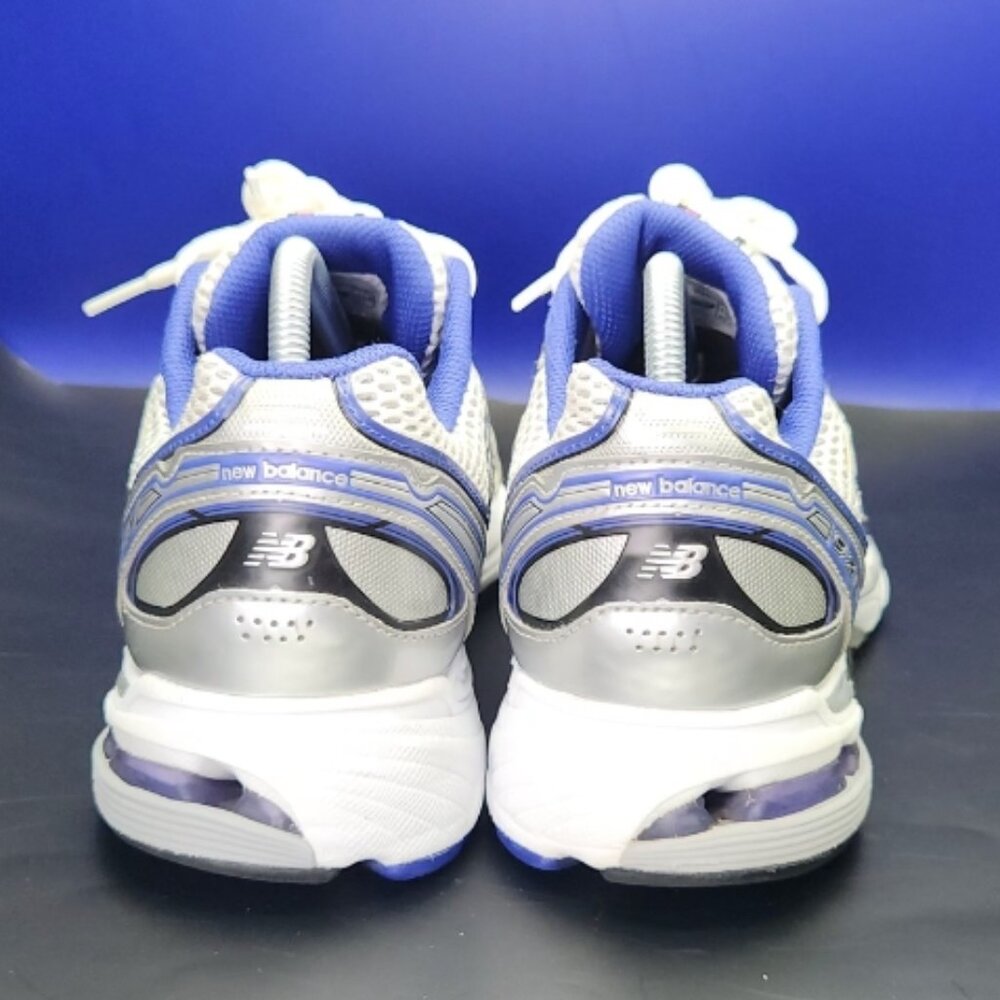 New Balance 920 (2011) - Picture 5 of 7